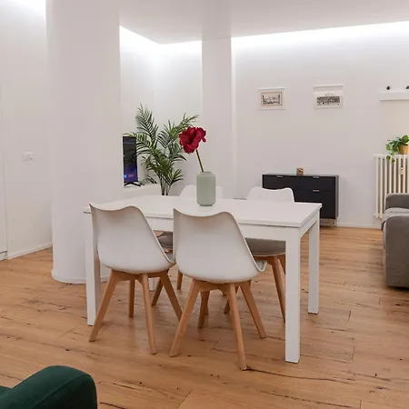 La Dolce Vita - Luxury Stylish Flats In Trastevere 70-90Sqm-3